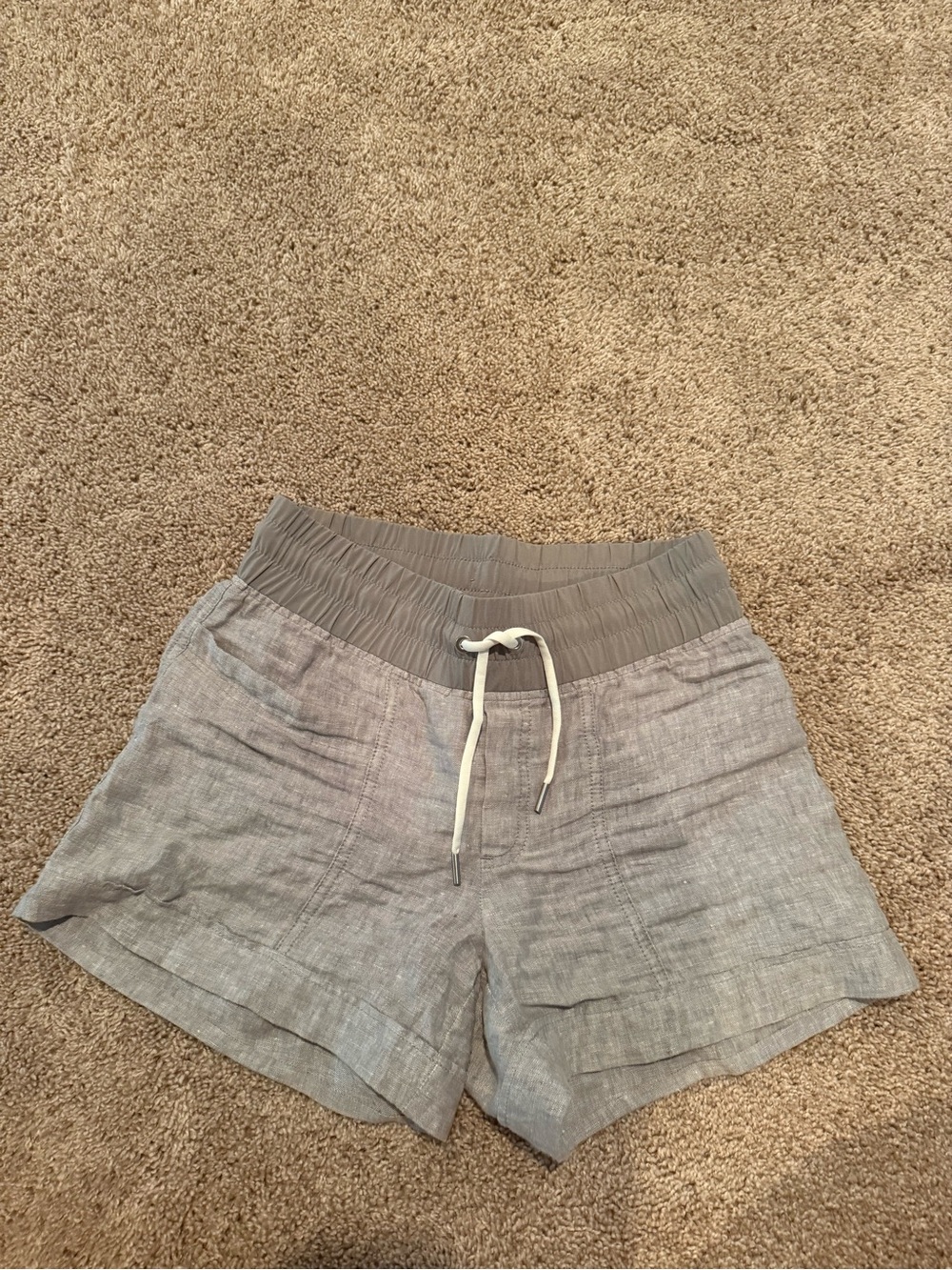 ATHLETA Women’s Drawstring Linen-Blend Shorts